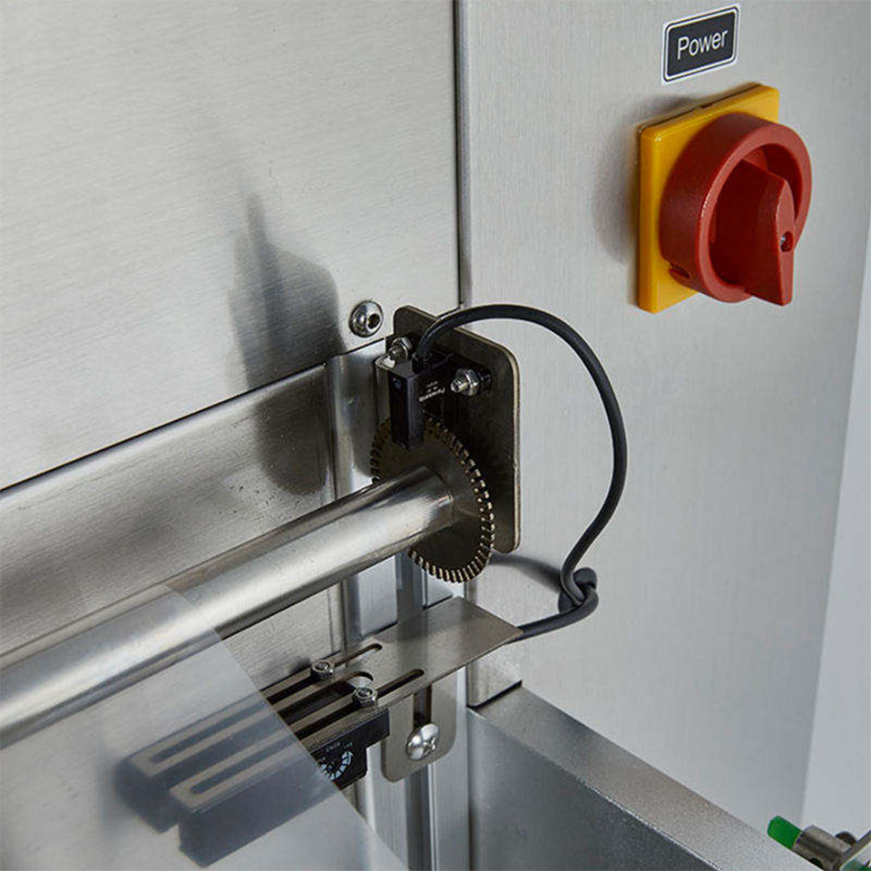 DQ320L-V Vertical MAP Vacuum Packaging Machine 320mm Film 63m³/h Pump